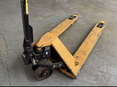 Pallet jack working great other available too