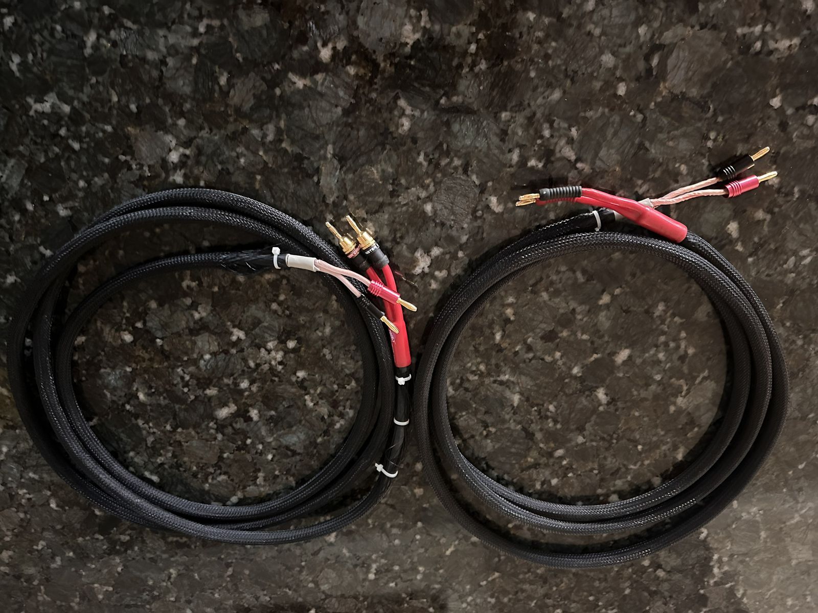 Pair of (2x) Monster Z series 10ft(3m) x 2 speaker cables