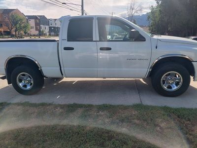 very nice 04 dodge ram 1500