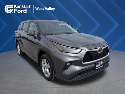 2024 TOYOTA HIGHLANDER LE