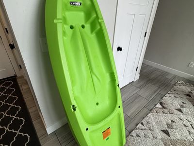 Lifetime Green Youth Wave Kayak NO Paddles