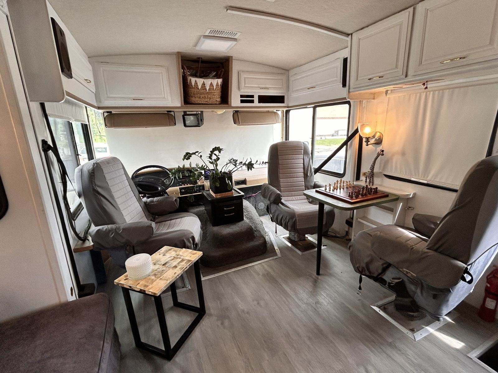Custom RV / Tiny Home on Wheels