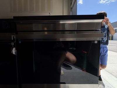 Samsung Bespoke 30” Smart Slide-In Induction Range Scratch & Dent
