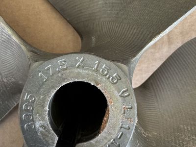ACME PROP 17.5 x 15.5 VL 1-1/4”