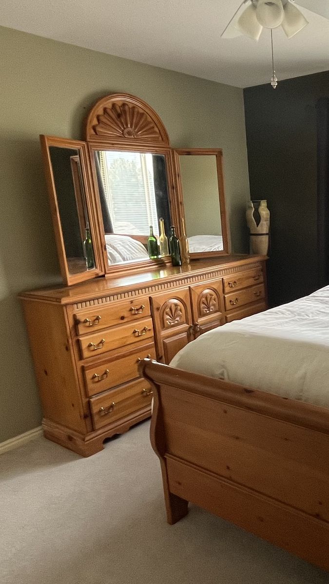 Pine Dresser