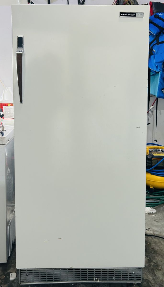 12 CubIc Foot Freezer