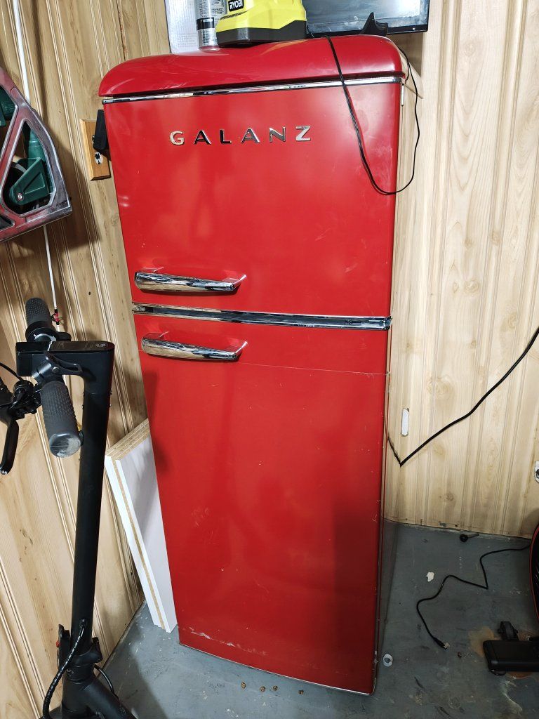 galanz retro red refrigerator/freezer