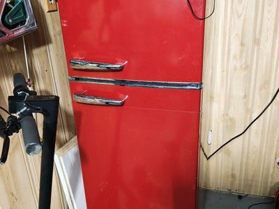galanz retro red refrigerator/freezer