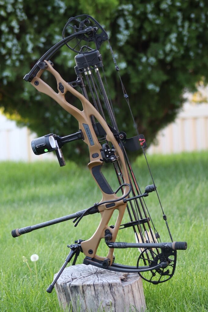 Hoyt RX-9 Carbon Fully Loaded