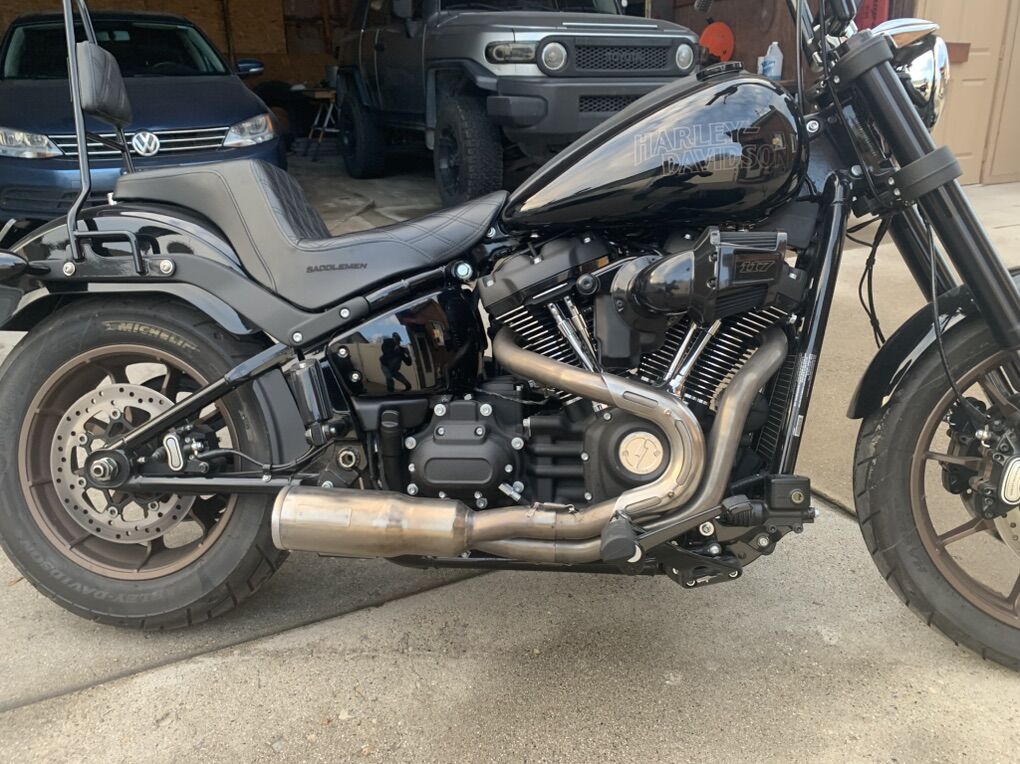M8 Vance & Hines Exhaust