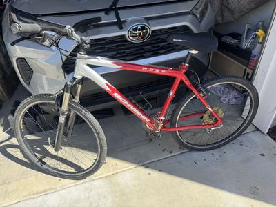 19” Frame size Schwinn Moab Mountain Bike - Red/Silver, Front Suspension
