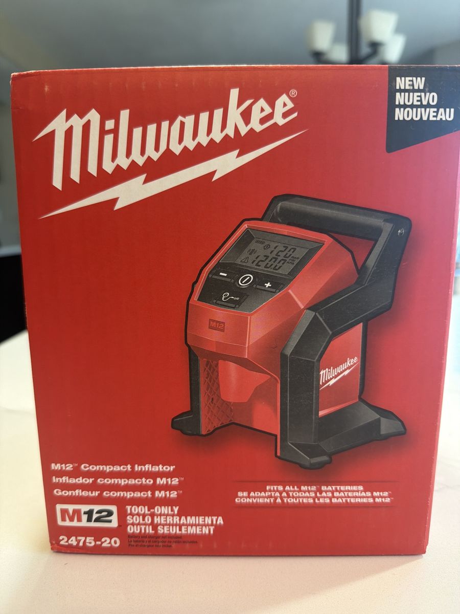 Milwaukee M12 compact inflator