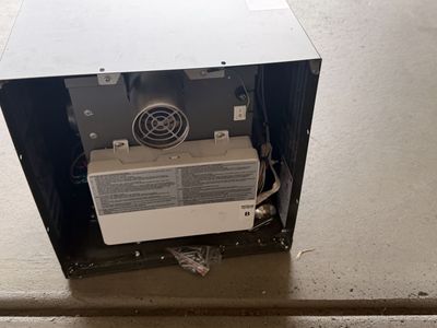 Suburban ST-60 5482A On-Demand Water Heater (Door Not Included)