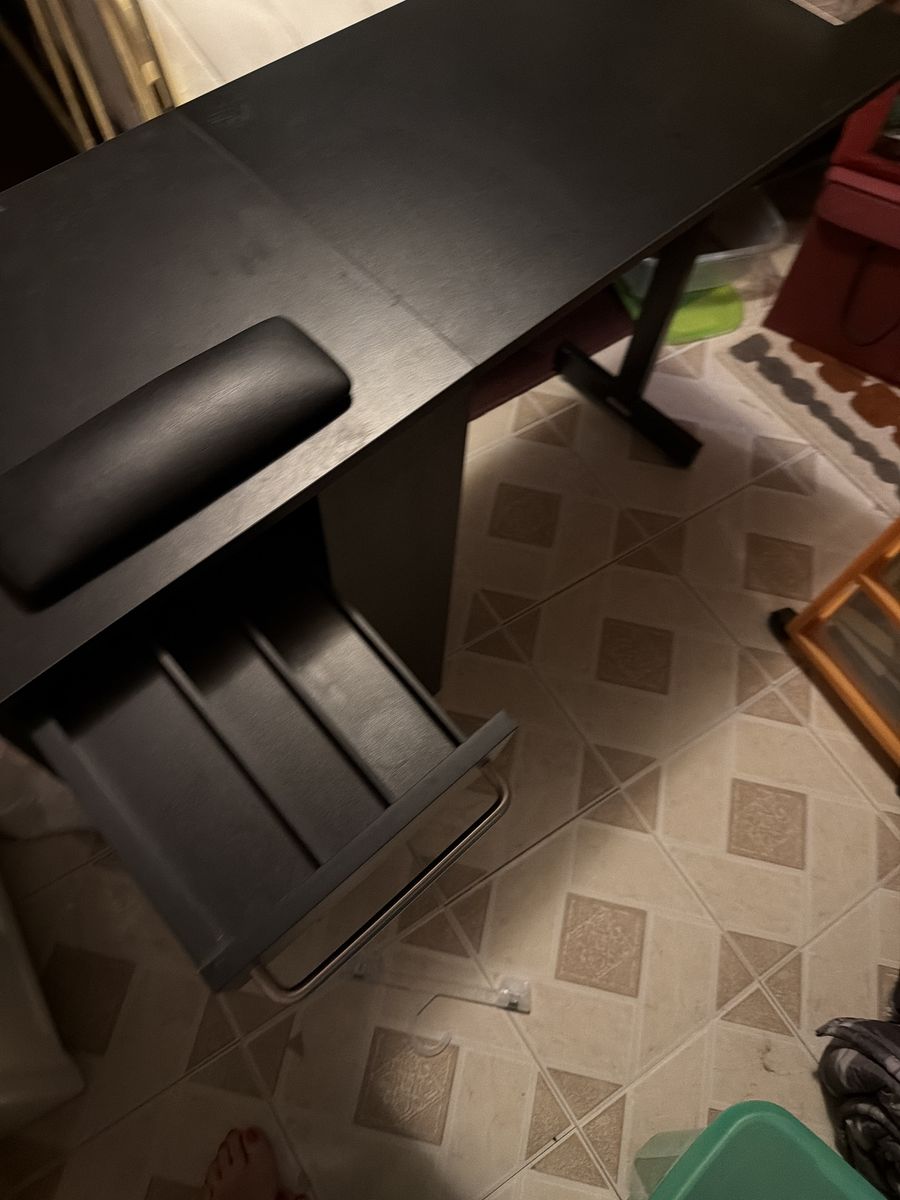 Main image 3