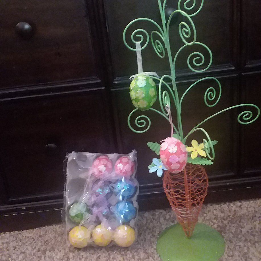 .CARROT SHAPED EGG TREE