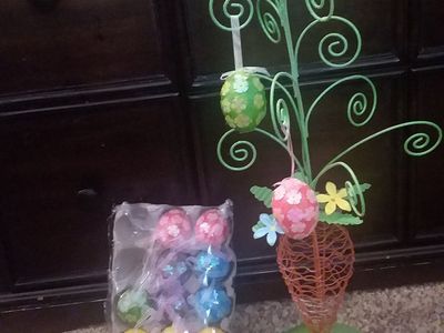 .CARROT SHAPED EGG TREE