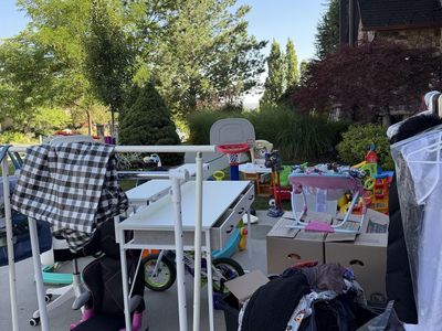 Huge 4 family yard sale 4191 n 250 w pleasant view 7-12