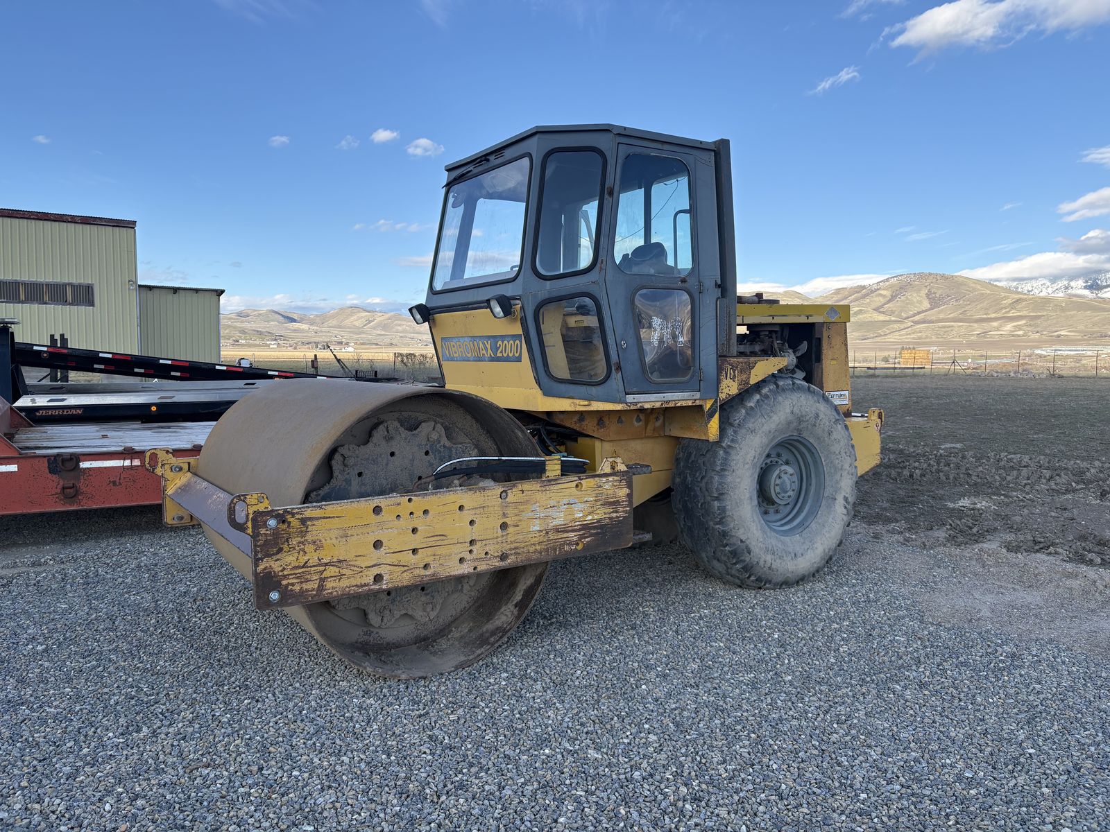 1992 case Vibromax 2000 Roller Compactor