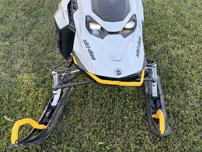 2023 Skidoo 850 Summit