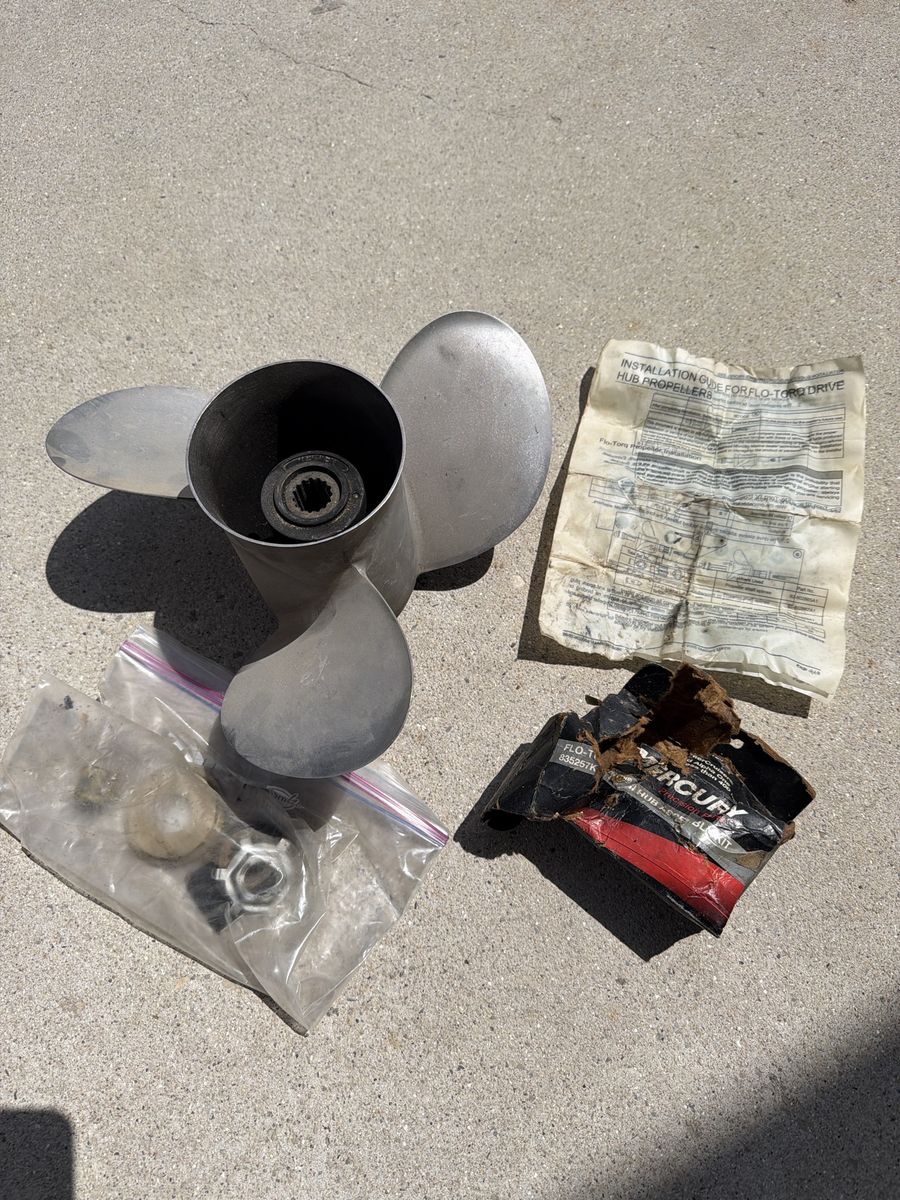 Mercury stainless prop 19 pitch