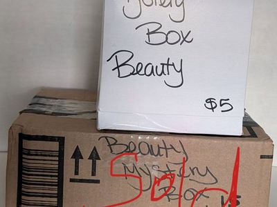 Mystery Beauty Boxes (Last 1!!)