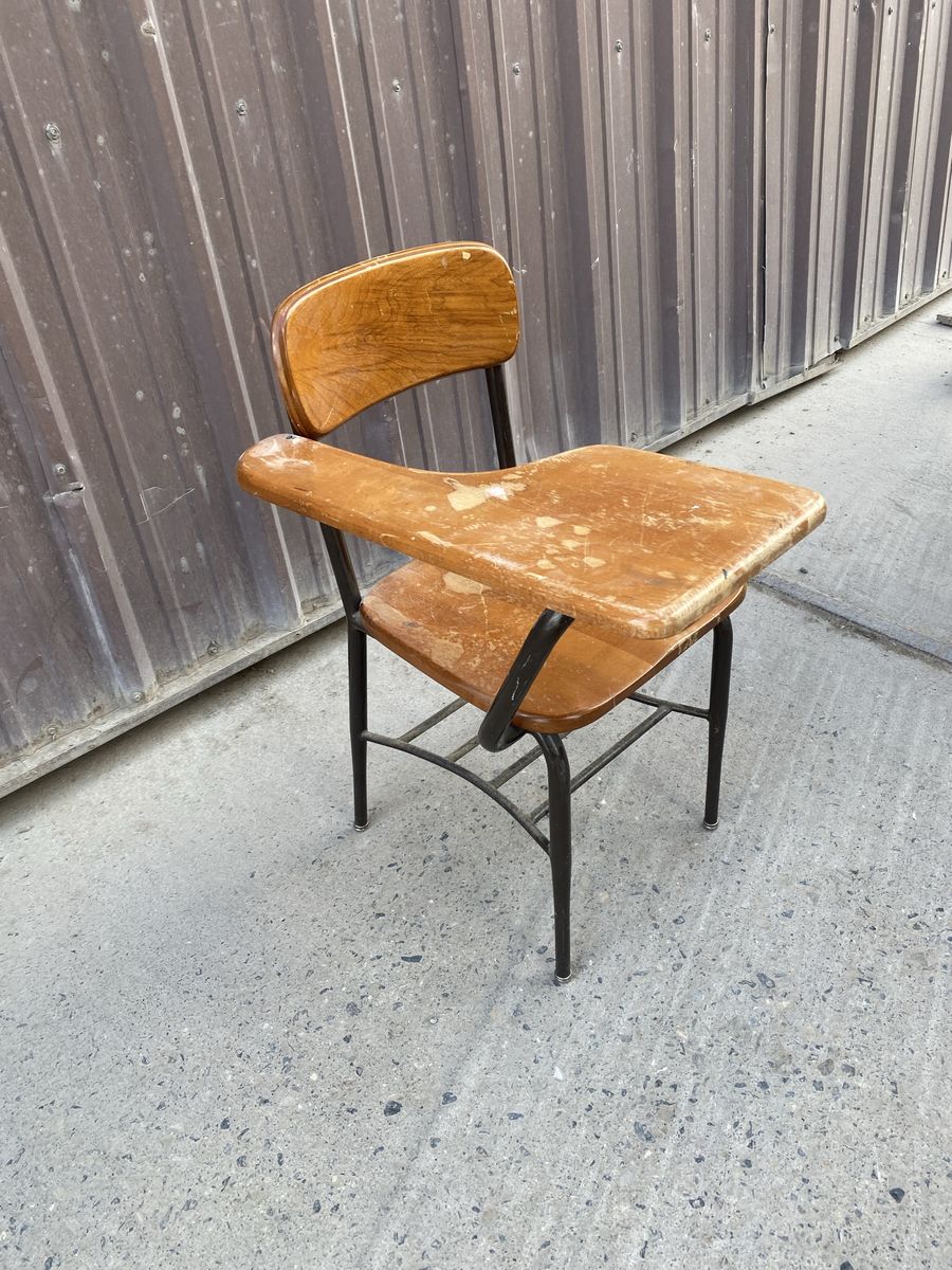 Vintage school desk/chair
