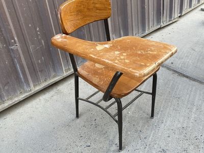 Vintage school desk/chair