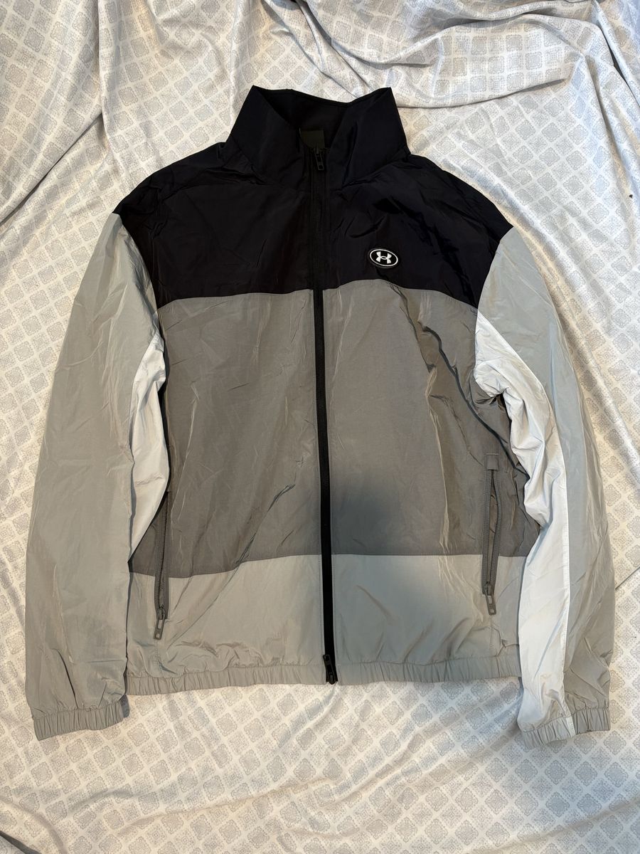 Under Armour Men's Windbreaker Jacket Gray Black White Full Zip Size Large