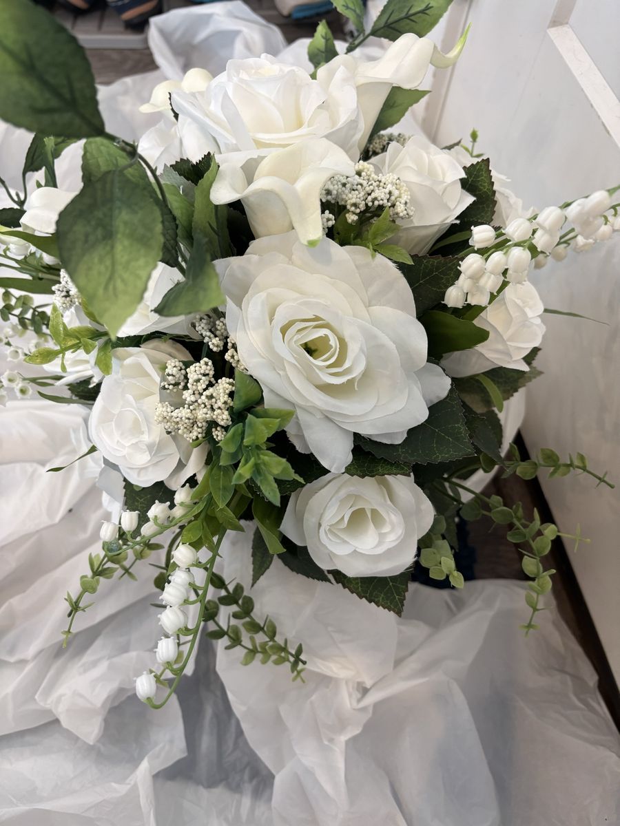 Main image 3