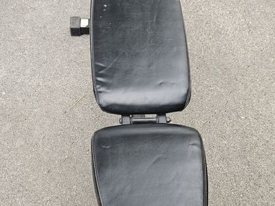 Adjustable incline bench