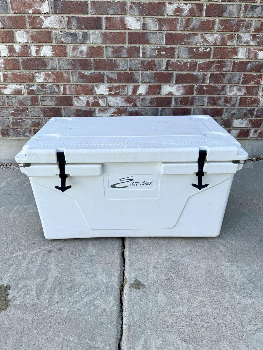 Lost Creek 80 Quart Wheeled Rotomolded Cooler