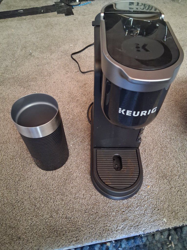Keurig Coffee Maker Like New!