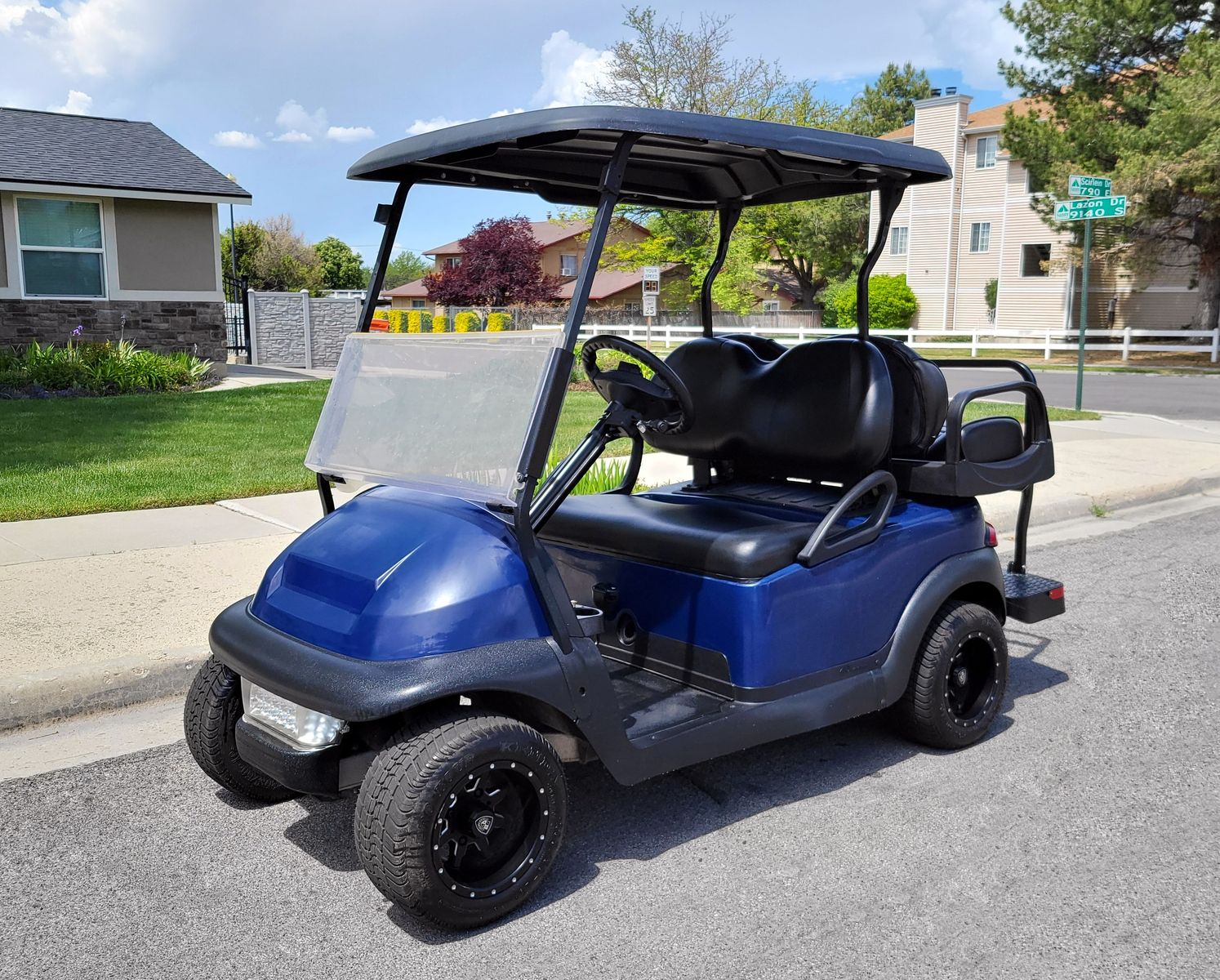 Updated 2018 Four-passeger Lithium Blue Club Car Precedent Golf Cart