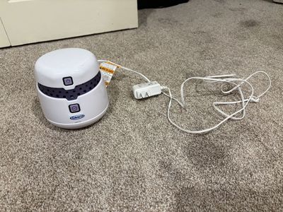 Graco white noise machine and night light