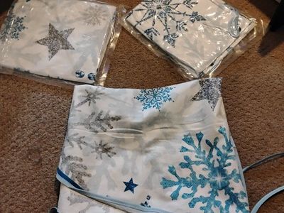 FZBA 48" Snowflake & Star Christmas Tree Skirt - White/Blue/Silver - New