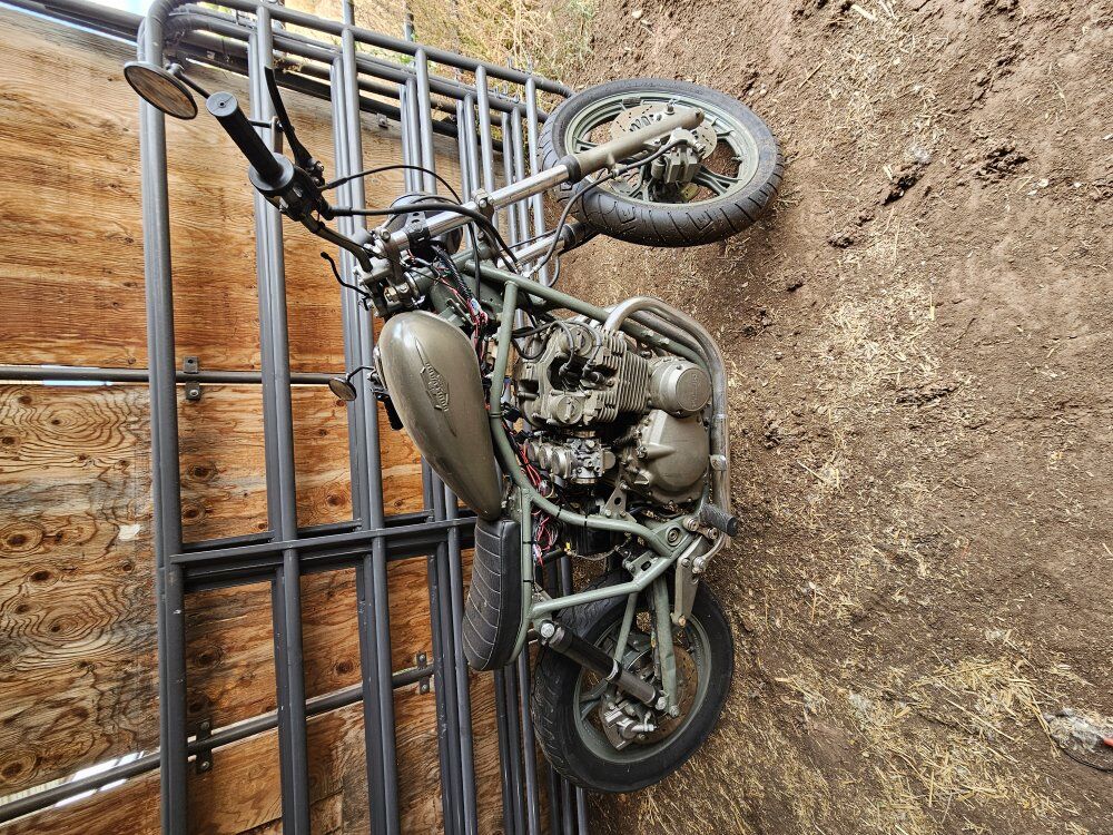 Suzuki GS650G and GS850GL