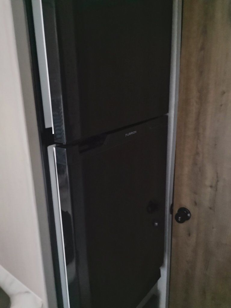 Main image 12