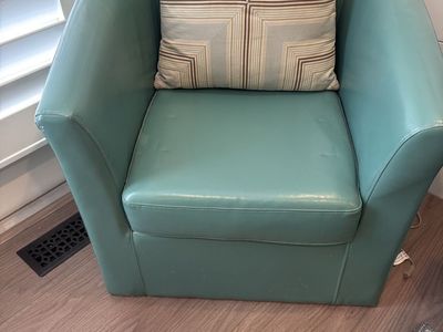Cute Accent Chair For Living Room, Bedroom, Reading Nook etc. Great Color!