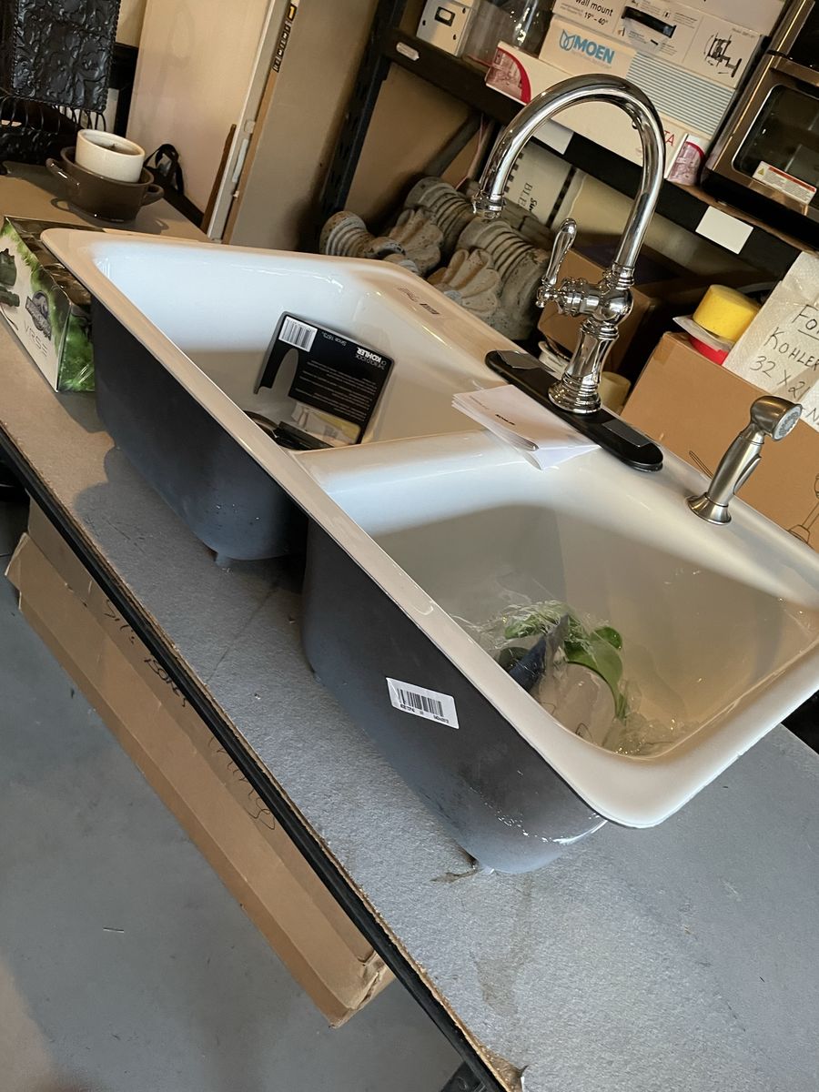 Main image 12