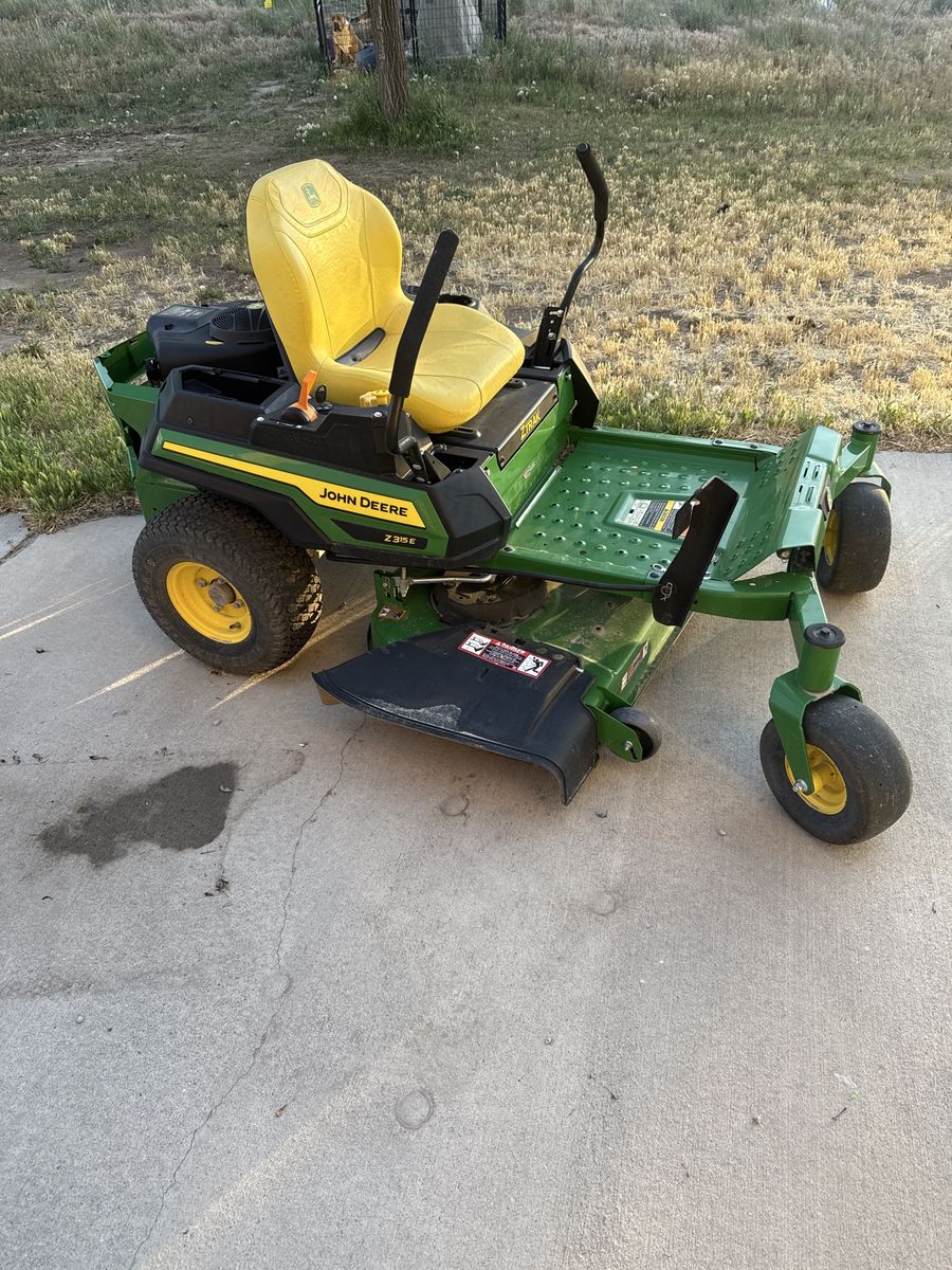 John Deere riding mower z 315 e
