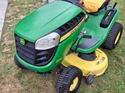 John Deere D110