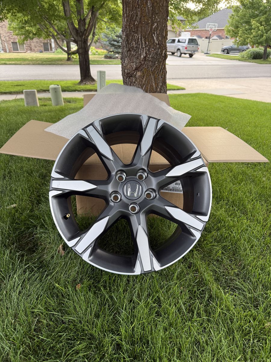 Brand New OEM Honda Civic Sport Touring 18" Wheels – Set of 4
