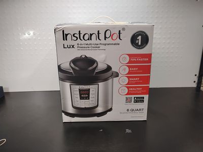 Insta Pot LUX Programable Pressure Cooker