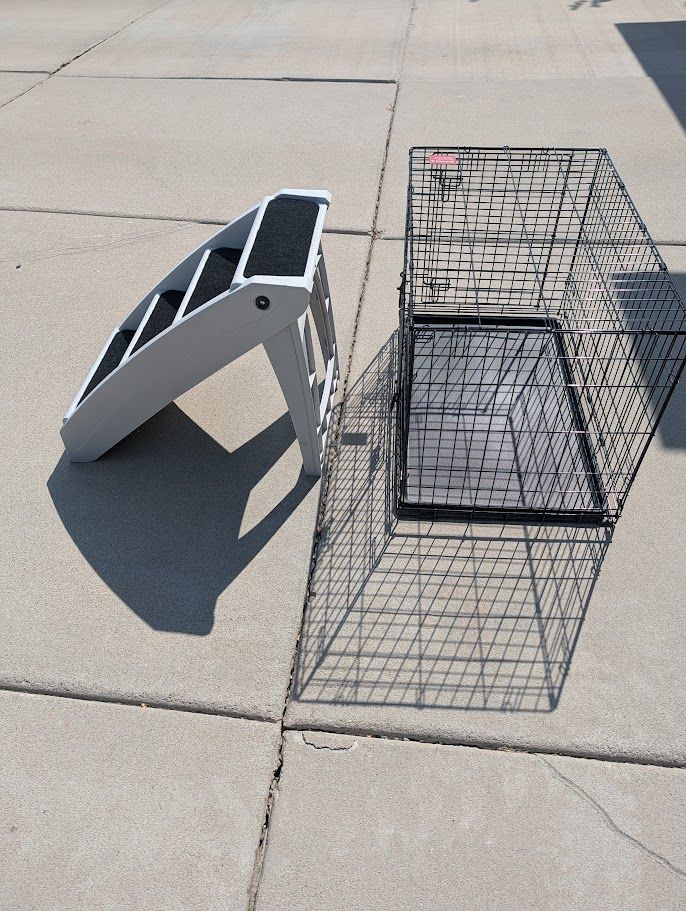 Dog Crate and Steps