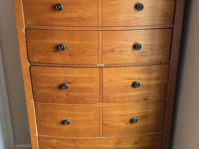 5 Drawer Wood Dresser 60"x44"x20"