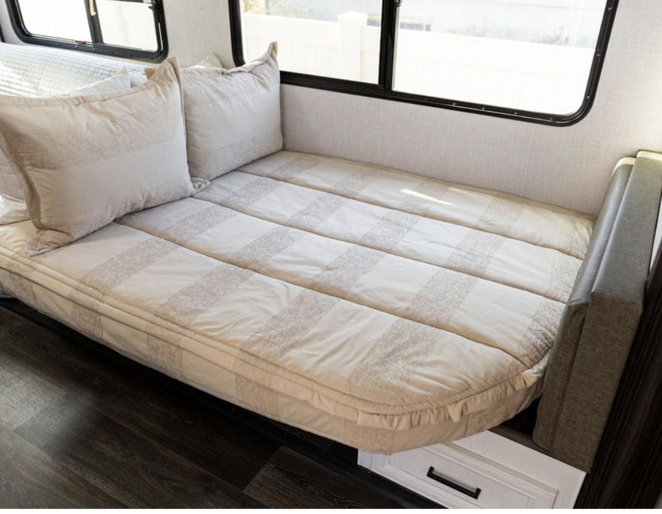 RV Halston Minky ZipBase Three Quarter Rounded Left Corner Beddy's Bedding