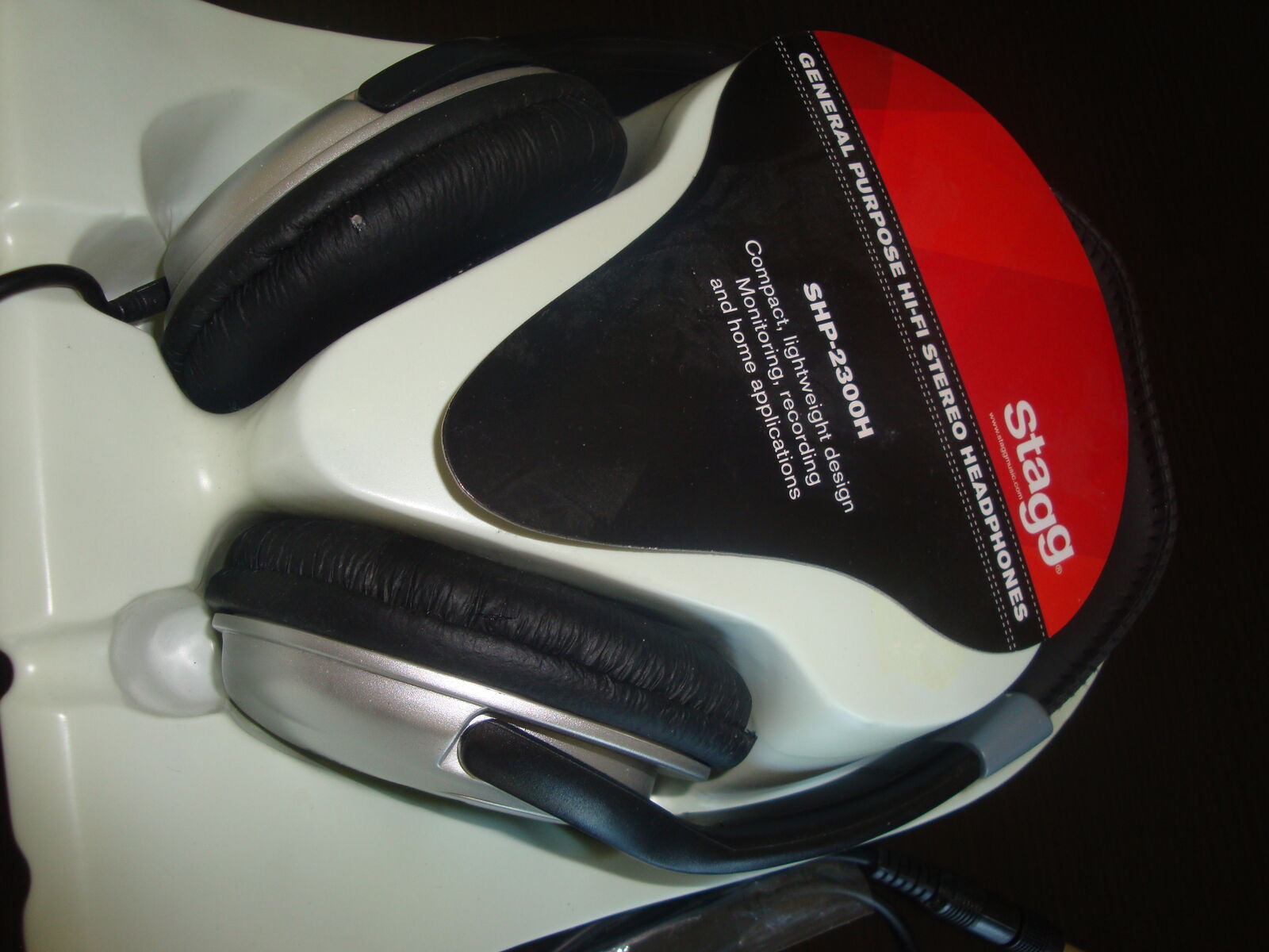 hi-fi stereo head phones
