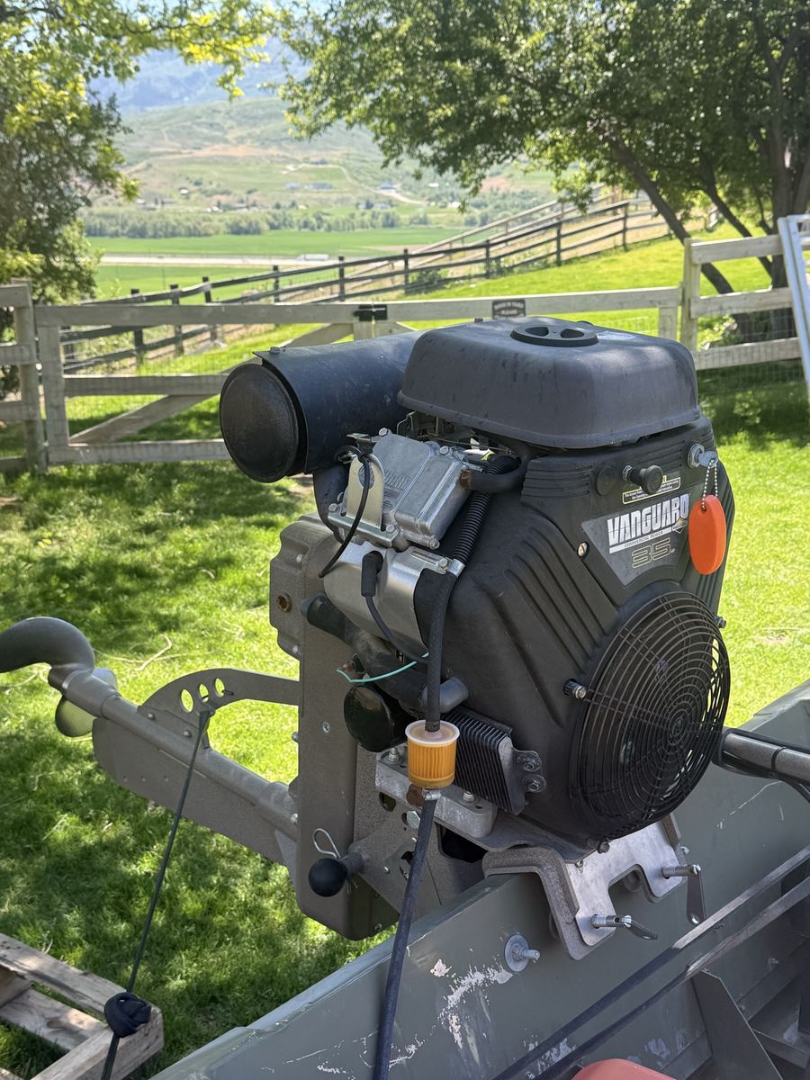 Mud buddy 35 hp surface drive