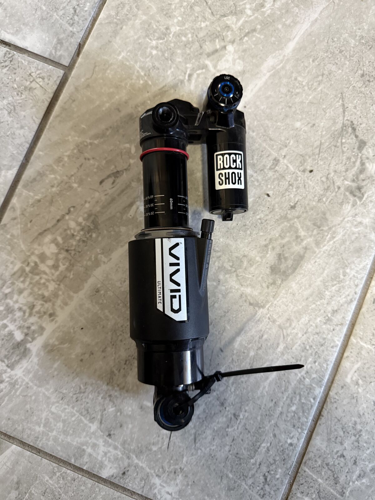 2025 Rockshox Vivid Air Ultimate 205x60