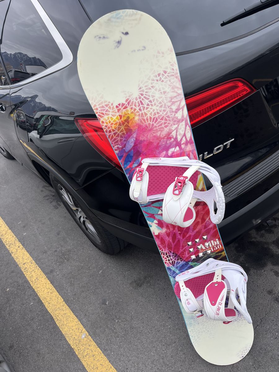 150 Cm Female Snowboard With Burton Bindings